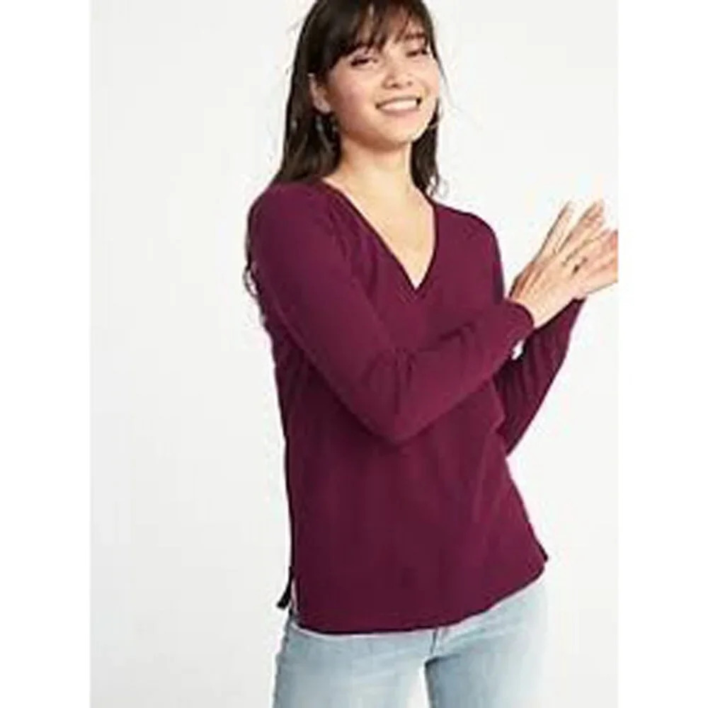Old Navy V-Neck Lightweight Sweater Size L | Wine Burgundy Purple Knit